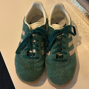Adidas Gazelle Sneakers